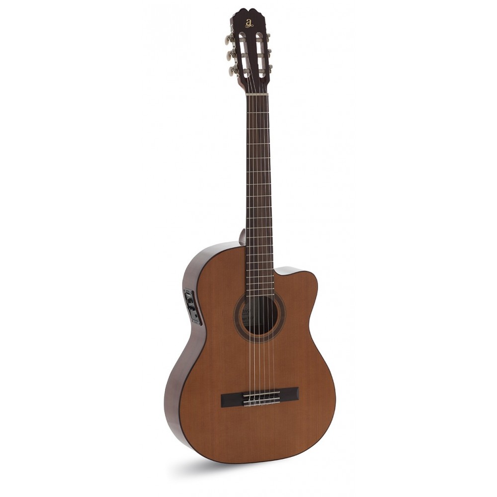 Admira MALAGA ELECTRIFICADA CUTAWAY FISHMAN
